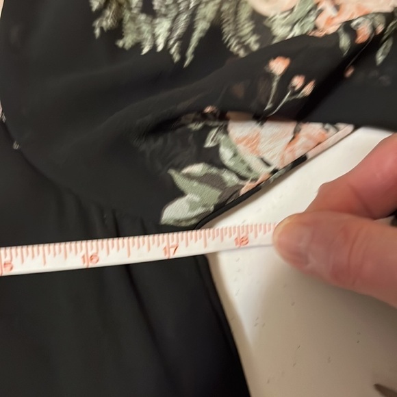 BCBG shift dress, black with pink florals, sz small - Picture 8 of 9